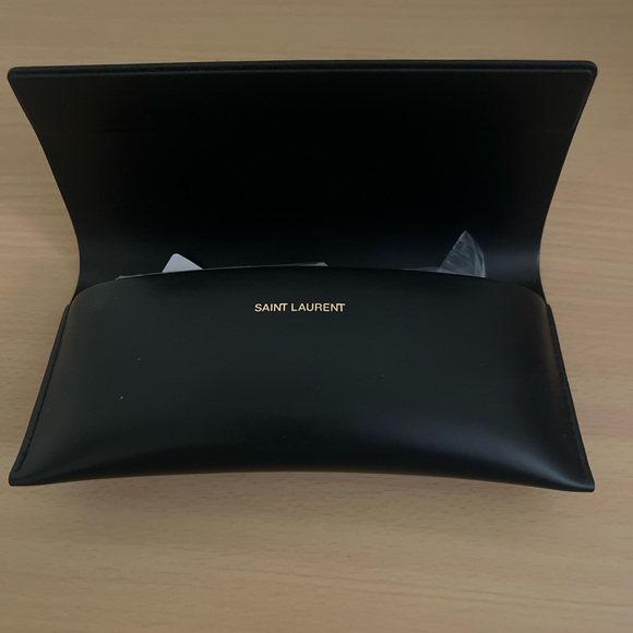 Saint Laurent Round/Oval Sunglasses - Picture 5 of 12